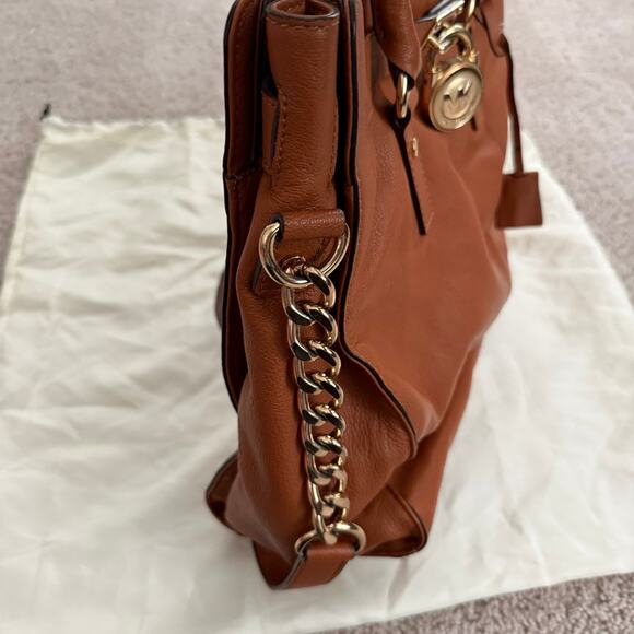 Michael Kors Camel Handbag with Dust Bag - Picture 9 of 12